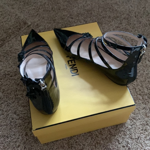 FENDI flower flats 38 - Picture 8 of 9